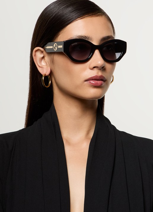 Gucci Cat Eye zonnebril GG1553S - voorkant 2 zwart