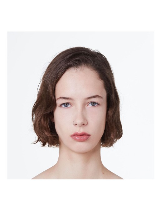 Gucci Rouge de Beauté Brillant Glow en Care - lipstick - detail 5 214 call it a day