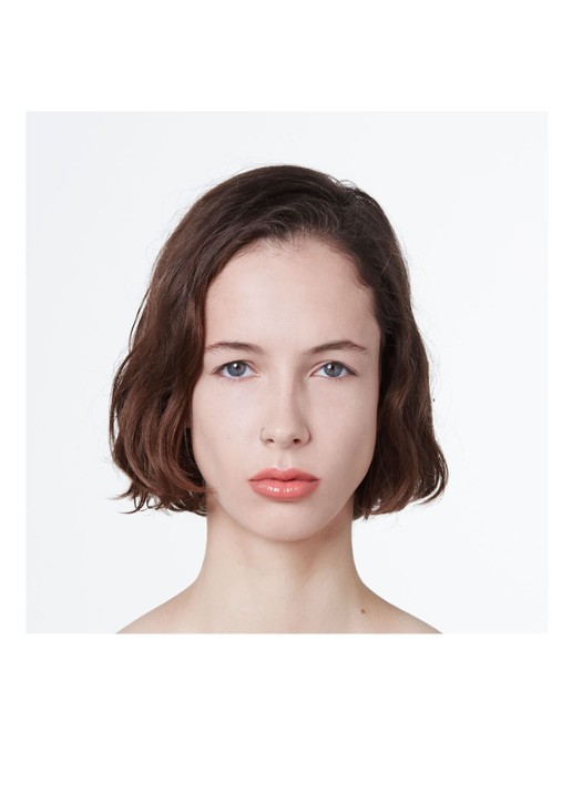 Gucci Rouge de Beauté Brillant Glow en Care - lipstick - detail 5 215 july blush