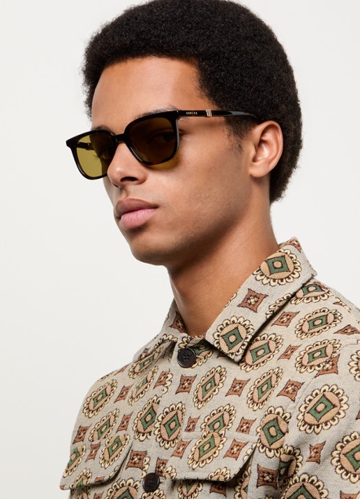Gucci Wayfarer zonnebril GG1493S - voorkant 2 donkerbruin