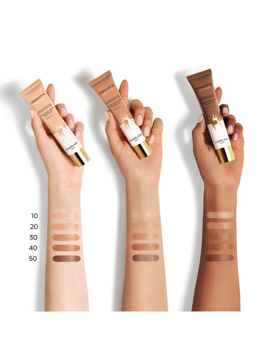 Guerlain Terracotta Joli Teint - getinte hydraterende crème - achterkant 20 golden