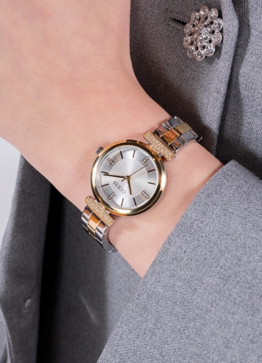 GUESS Array horloge GW0762L5 - voorkant 5 goud