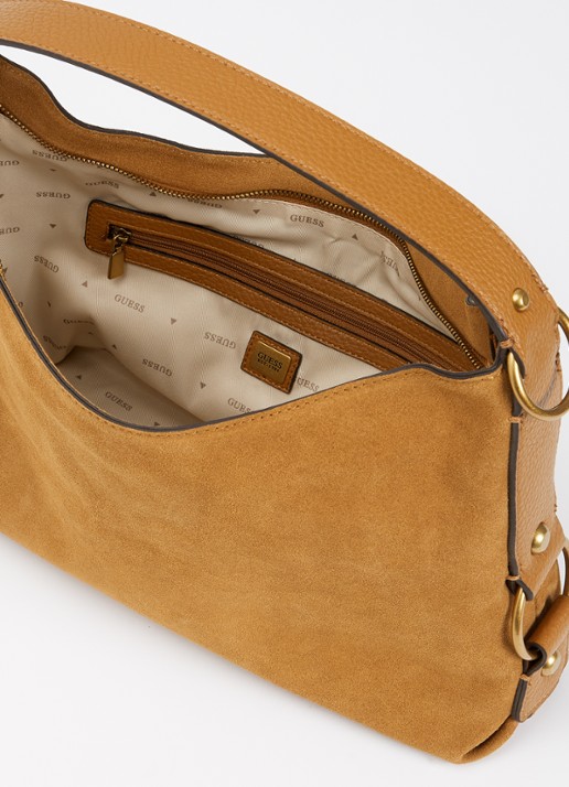 GUESS Camden schoudertas met logo - detail cognac