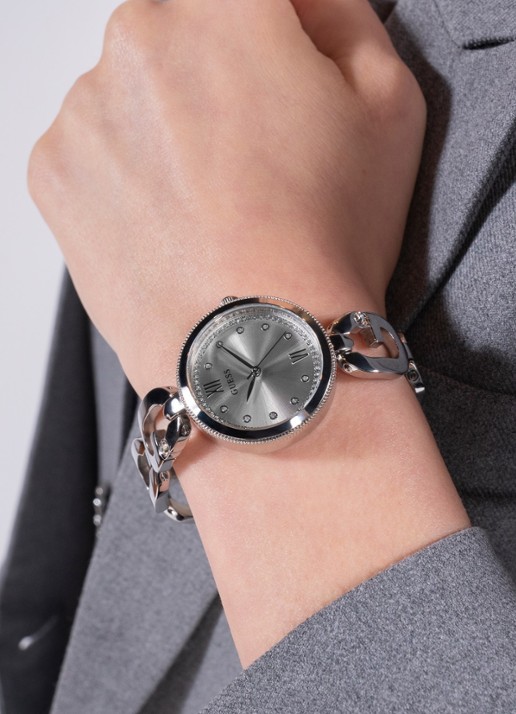 GUESS Empower horloge GW0759L1 - voorkant 2 zilver