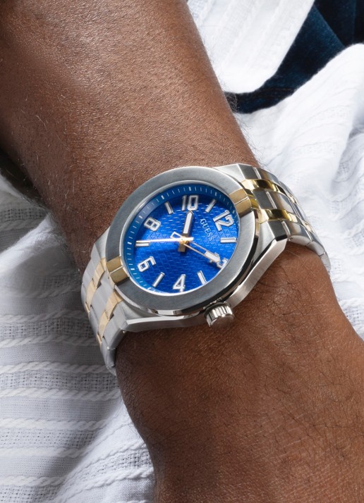 GUESS Escape horloge GW0661G1 - detail 2 zilver