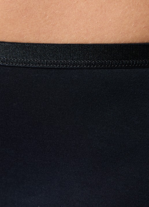 Hanro Cotton Sensation shorty - detail 4 zwart