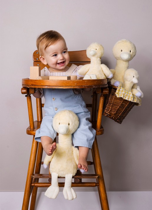 Happy Horse Cosy eendje knuffel 34 cm - voorkant 2 geel