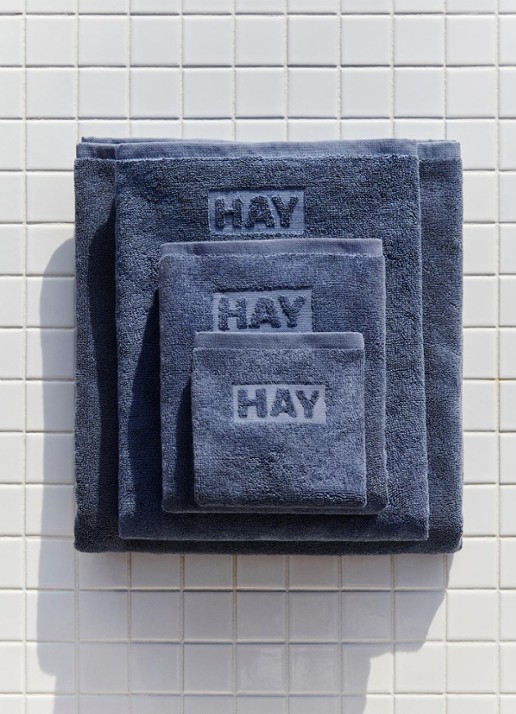 Hay Candle Twist kaars set van 6 - voorkant 2 royalblauw