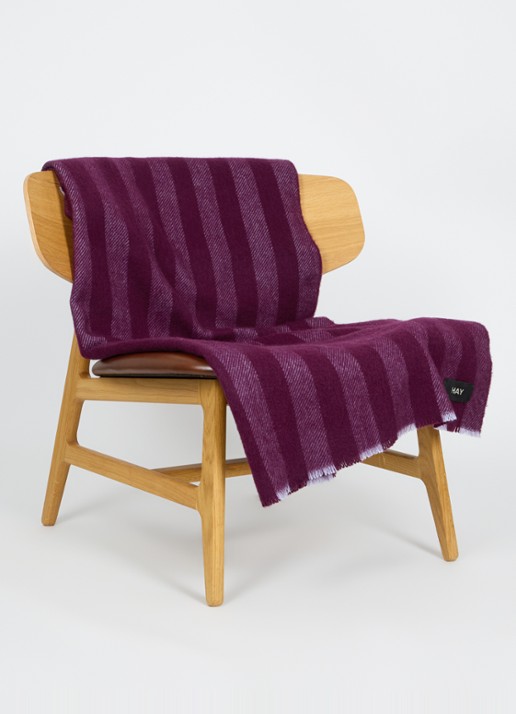 Hay Duo plaid van wol 180 x 130 cm - voorkant 2 paars