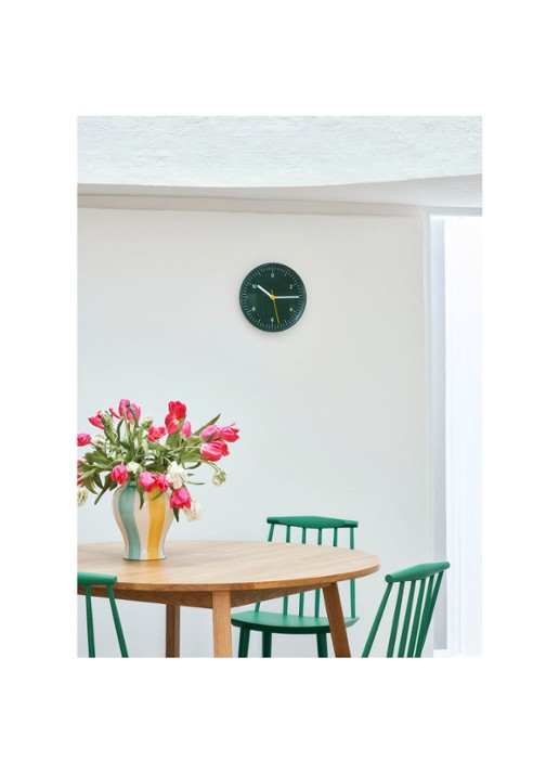 Hay Jasper Morrison wandklok  - voorkant 2 groen