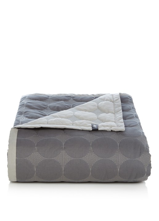 Hay Mega Dot bedsprei van katoen 195 x 245 cm - voorkant antraciet