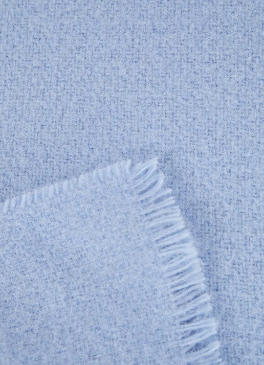 Hay Mono plaid van wol 130 x 180 cm - detail lichtblauw