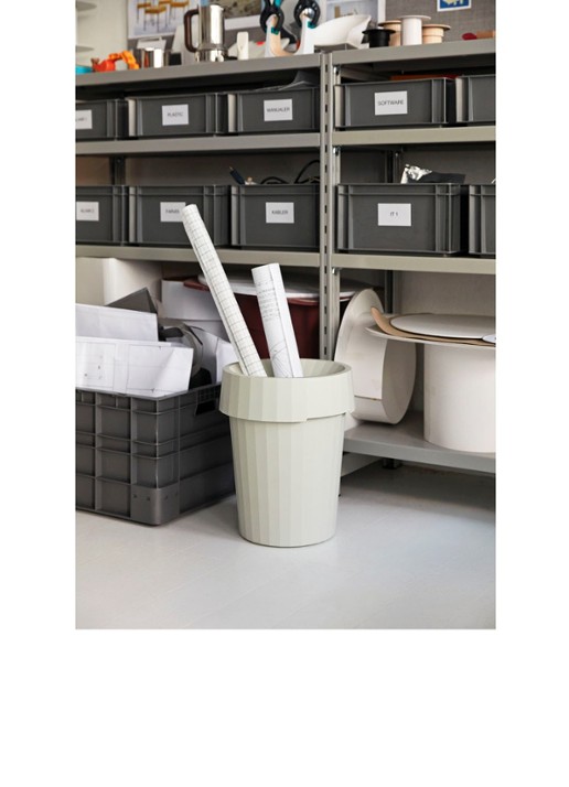 Hay Shade Bin prullenbak 14 liter - voorkant 2 gebroken wit