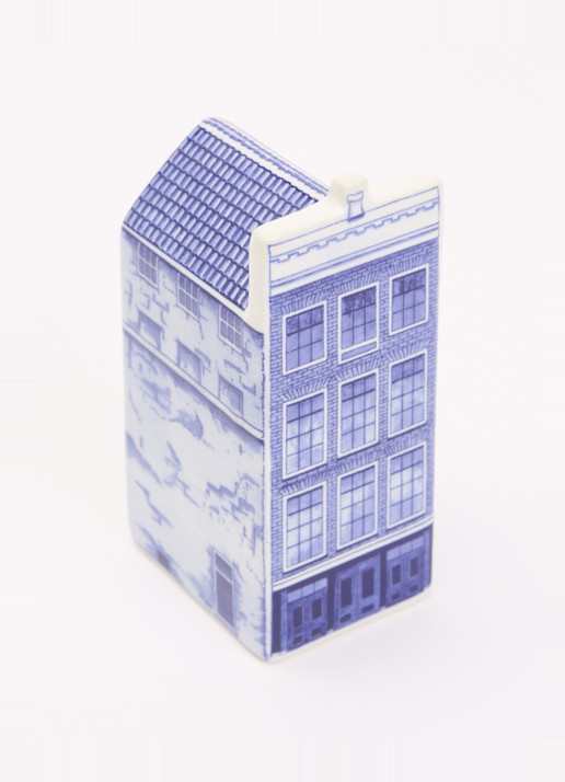Heinen Delfts Blauw Anne Frank Huis ornament 14 cm - voorkant 2 donkerblauw