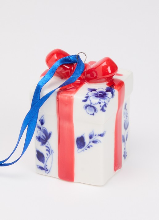Heinen Delfts Blauw Cadeautje kersthanger 6,5 cm - detail 2 gebroken wit