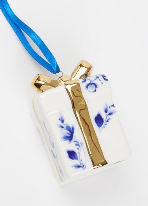 Heinen Delfts Blauw Cadeautje kersthanger 6,5 cm - detail 2 gebroken wit