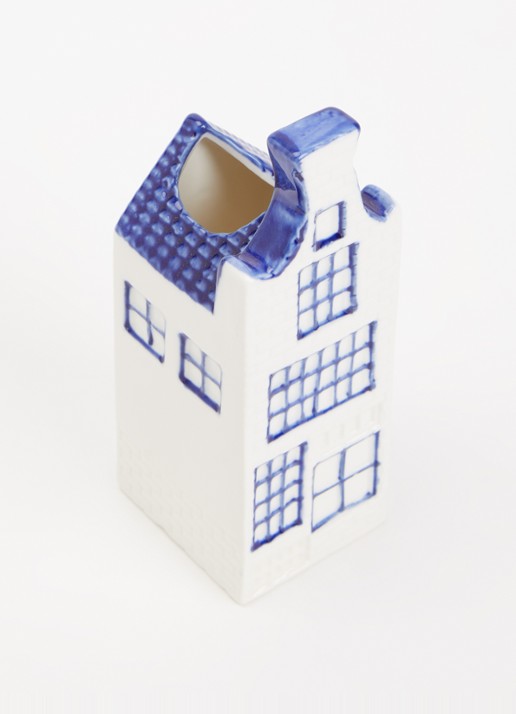 Heinen Delfts Blauw Huisje 5 Halsgevel vaas 13,5 cm - voorkant 2 blauw