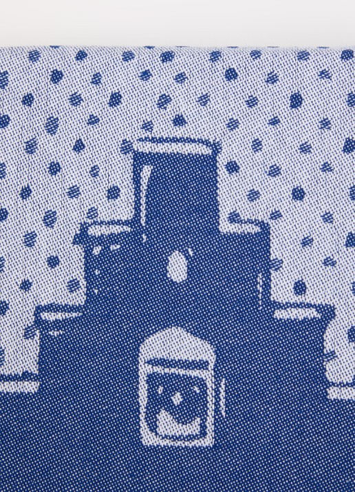 Heinen Delfts Blauw Huisjes theedoek van katoen 50 x 70 cm - voorkant 2 blauw