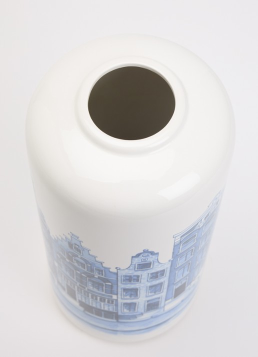 Heinen Delfts Blauw Huisjes vaas 31 cm  - voorkant 2 blauw