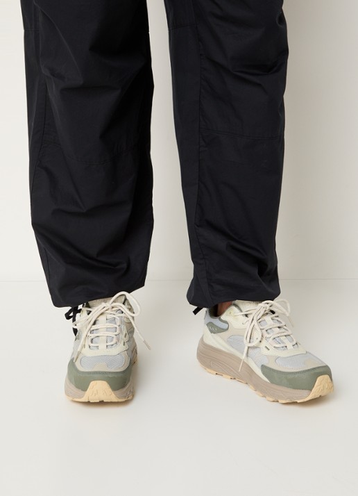 Hi-Tec Eastend WP GRV-30 sneaker met mesh details - voorkant 2 olijfgroen