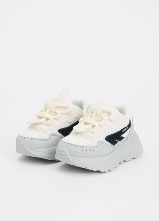 Hi-Tec HTS Kids Shadow Lace sneaker met details van suède en mesh - voorkant 2 lichtgrijs