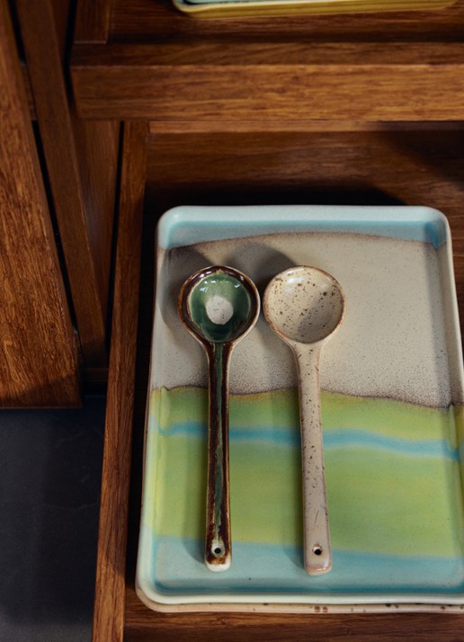 HKliving 70s Ceramics Hills opschepbestek set van 2 - detail 2 multicolor