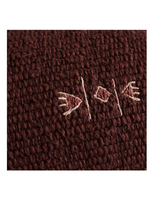 HKliving Farmhouse sierkussen 90 x 30 cm - detail 4 roodbruin