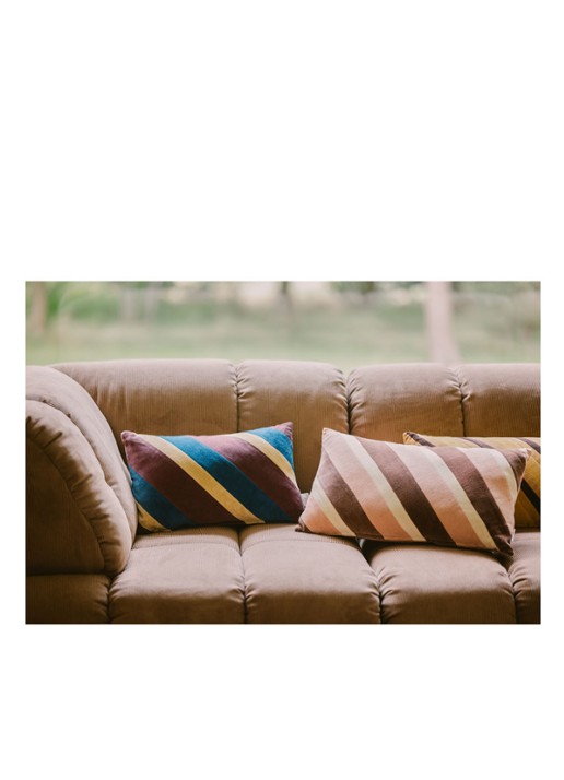 HKliving Striped sierkussen 30 x 50 cm - voorkant 2 aubergine