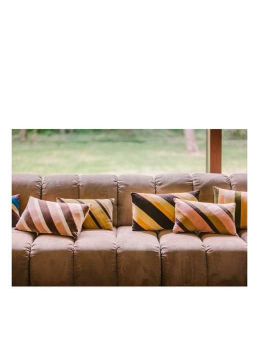 HKliving Striped sierkussen 50 x 30 cm - voorkant 3 mosterd