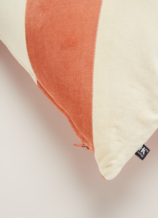 HKliving Striped Velvet sierkussen 40 x 60 cm - detail zalmroze