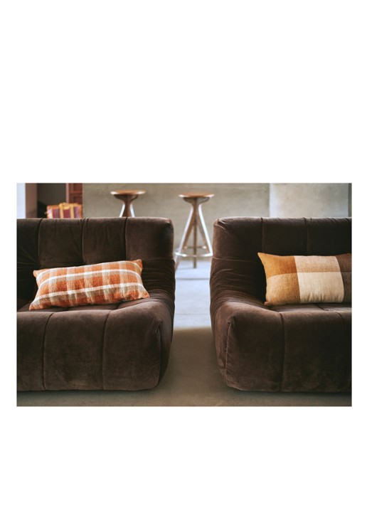 HKliving Woven sierkussen 60 x 35 cm - voorkant 3 camel