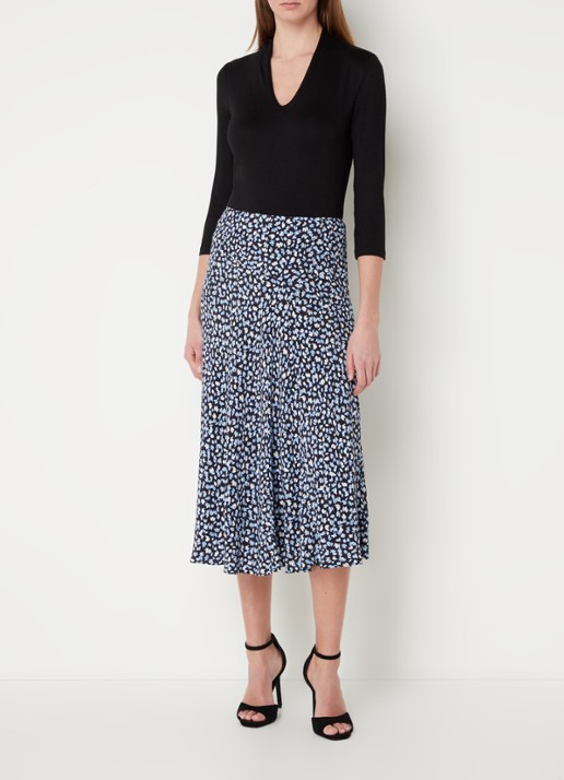 Hobbs Aimee top met V-hals en driekwart mouw - voorkant 2 zwart