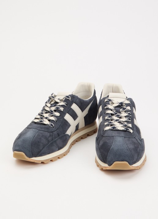 Hogan 86er sneaker van suède  - detail donkerblauw