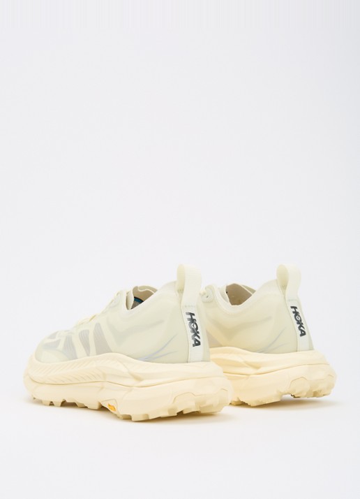 HOKA Mafate Speed 4 Lite sneaker met details van mesh - achterkant vanillegeel