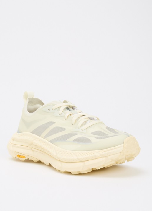 HOKA Mafate Speed 4 Lite sneaker met details van mesh - voorkant 5 vanillegeel