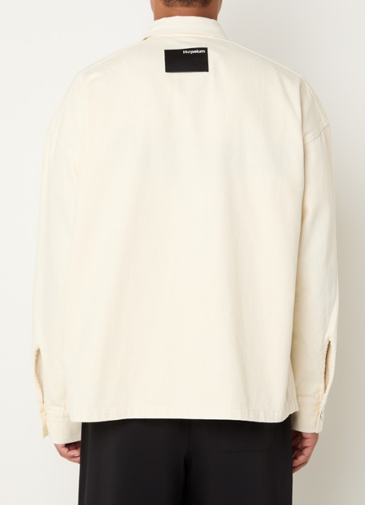 Hopeium Overshirt van denim met borstzak - achterkant 2 creme