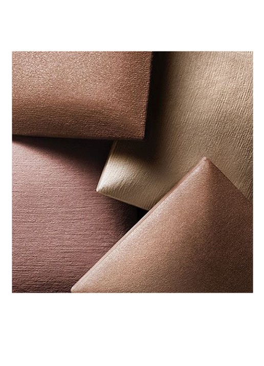 Hourglass AMBIENT™ Lightning Finishing powder - lichtreflecterend poeder - detail 4 diffused light