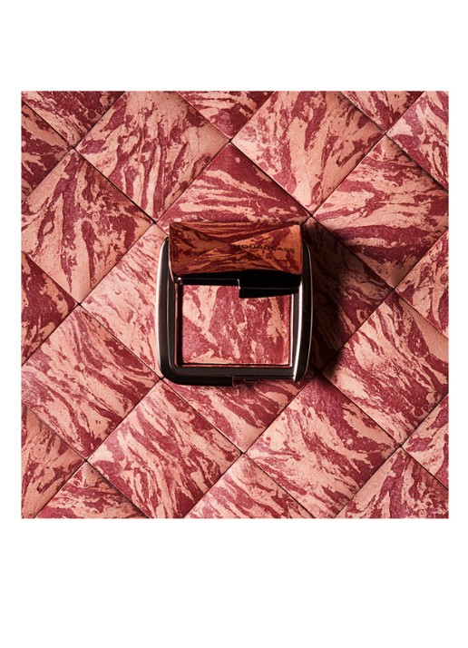 Hourglass At Night AMBIENT™ Lighting Blush - detail 4 at night