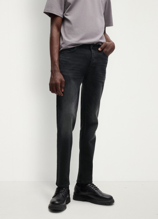 HUGO 634 tapered jeans met gekleurde wassing
