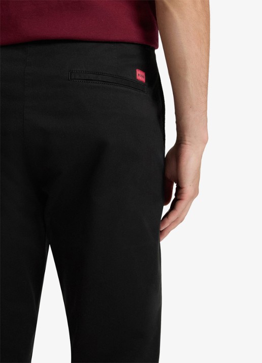 HUGO David slim fit chino met steekzakken - detail 4 black-001 / zwart