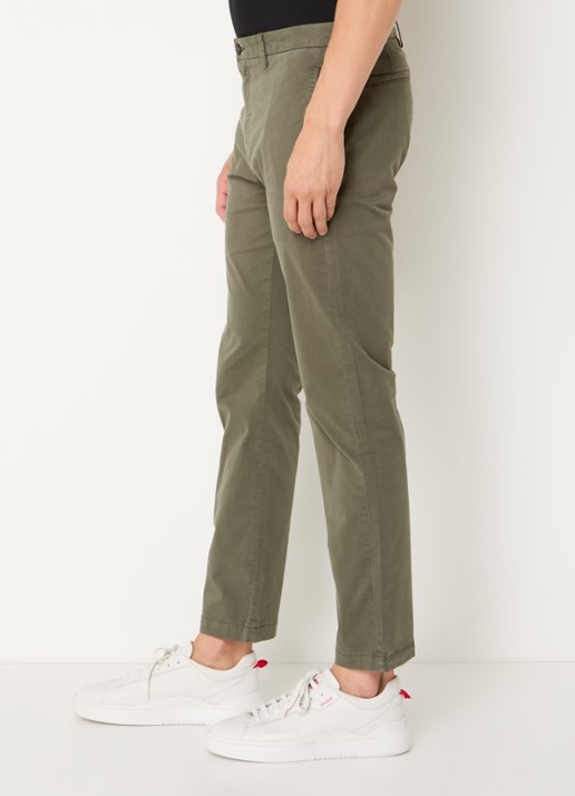 HUGO David slim fit chino met stretch - detail 5 bronsgroen