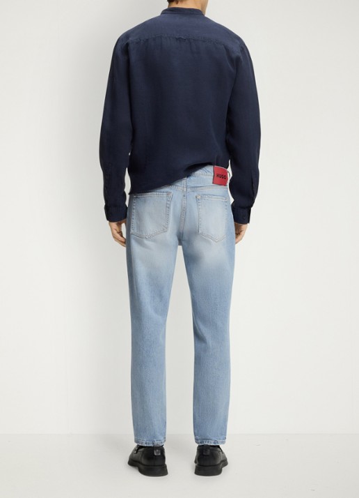 HUGO HUGO 634 tapered fit jeans met lichte wassing - achterkant 6 light/pastel blue-450 / blauw