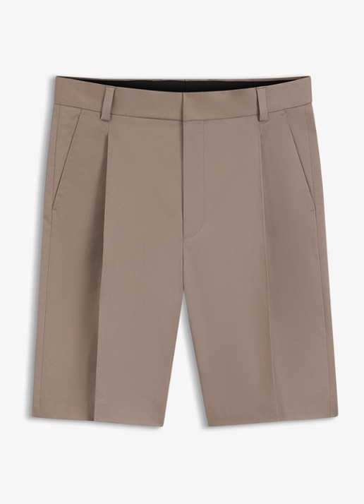 HUGO Loose fit korte broek met plooien - voorkant lichtbruin