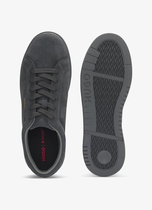 HUGO Neston_tenn_sd sneakers van suède met logo - achterkant 5 dark grey-024 / grijs