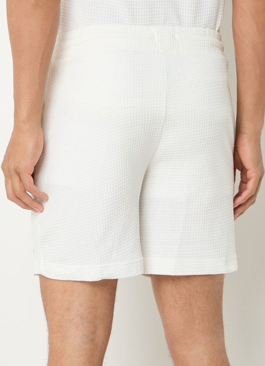 HUGO Pyjamashort met wafelstructuur en logostiksel - achterkant natural-102 / wit