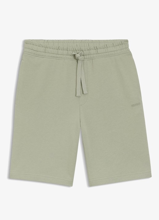 HUGO Short van katoenen sweatstof met logoprint - voorkant 3 light/pastel green-337 / groen