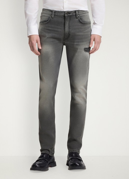 HUGO Slim fit jeans met gekleurde wassing
