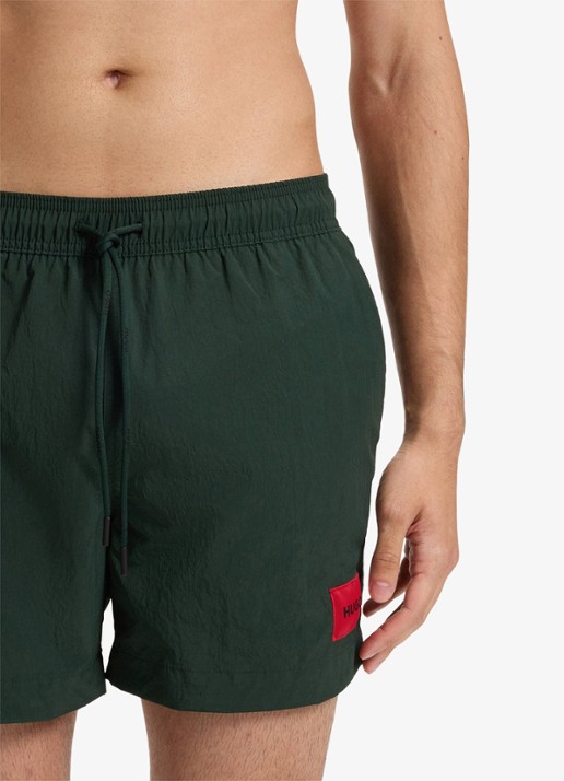 HUGO Sneldrogende zwemshorts met logolabel - detail 3 dark green-305 / groen