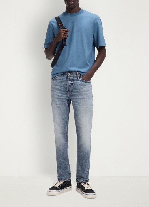 HUGO Tapered fit jeans met medium wassing - voorkant 2 indigo