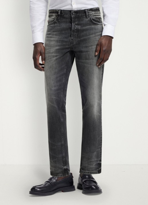 HUGO Tapered fit jeans met steekzakken